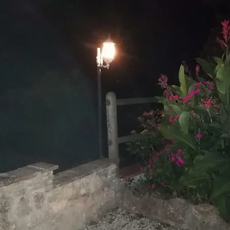 Il Fienile Nella Roccia Летний дом Казоле-д'Эльса