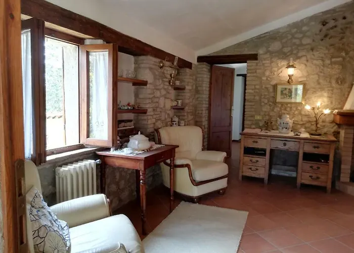 Kır Evi Il Fienile Nella Roccia *